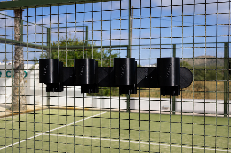 Mounted on the padel fence